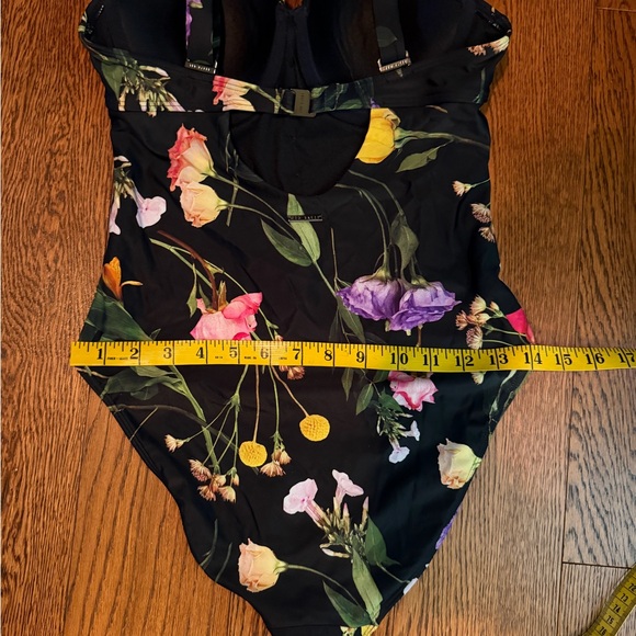 Ted Baker Saffiey Floral Print One Piece Swimsuit Size S Molded Cups Beach Vacay - Picture 11 of 12